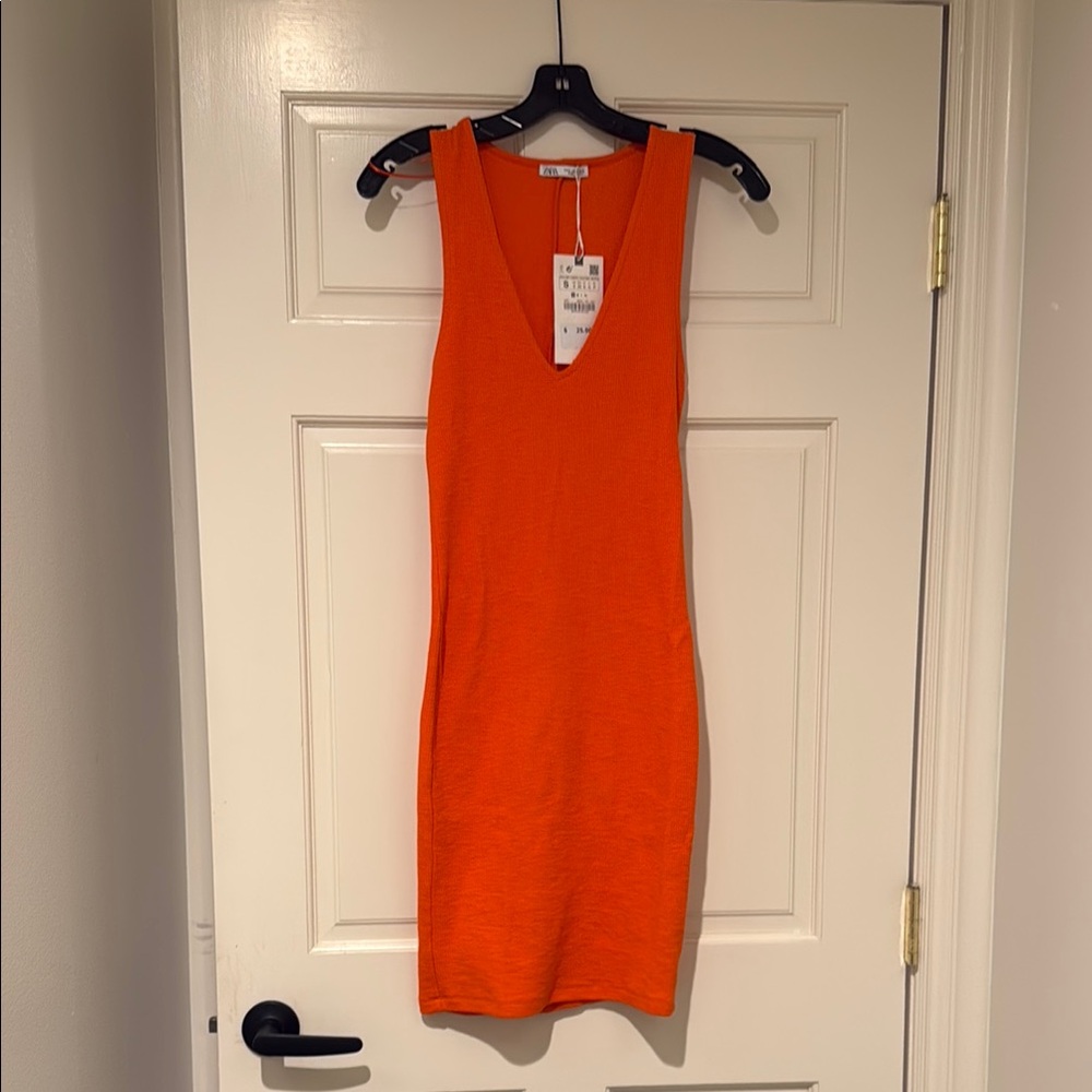 Zara Orange V-Neck Sleeveless Sheath Mini Dress